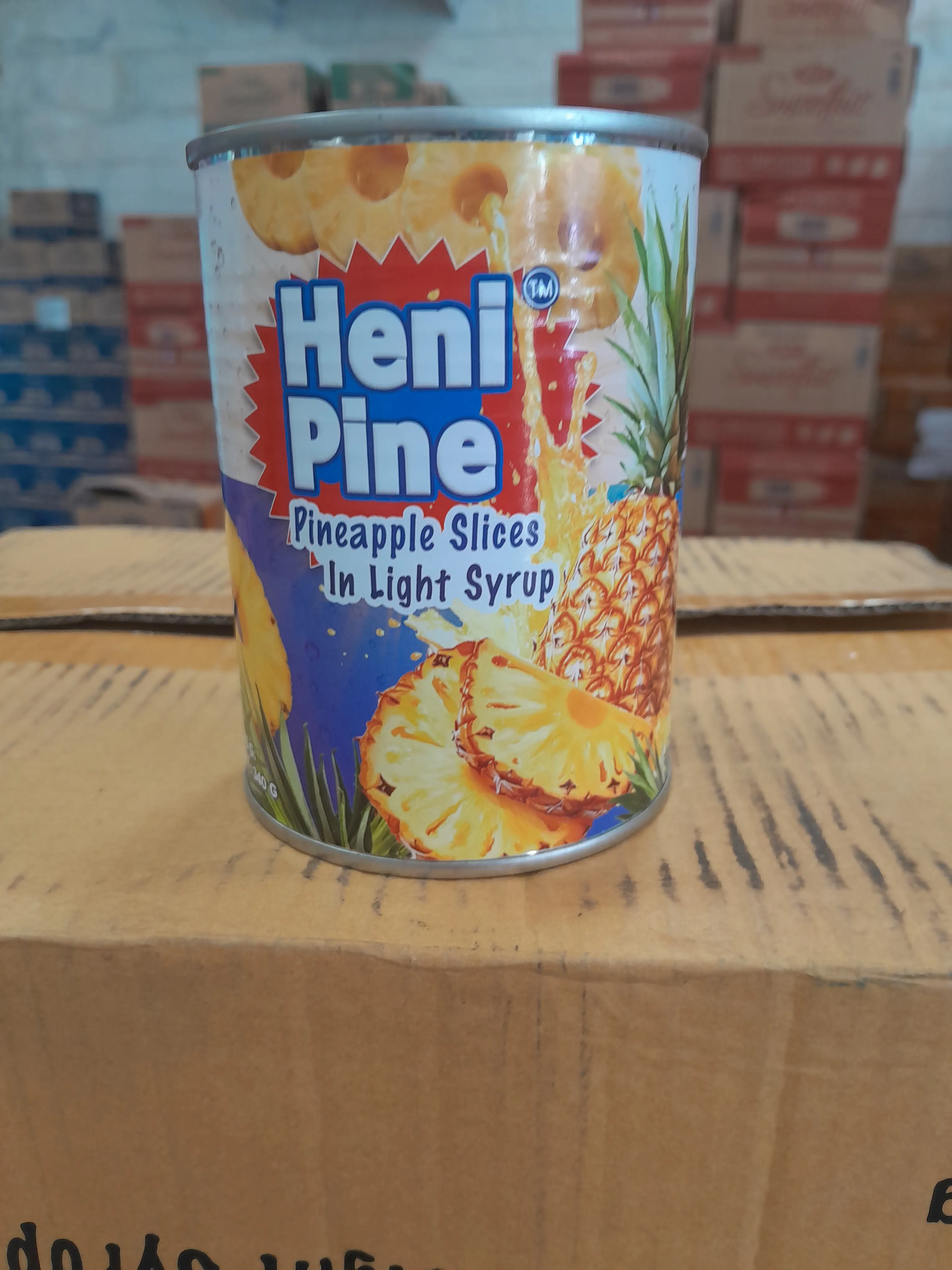 کمپوت آناناس 565 Heni pine کارتن ۲۴ عددی